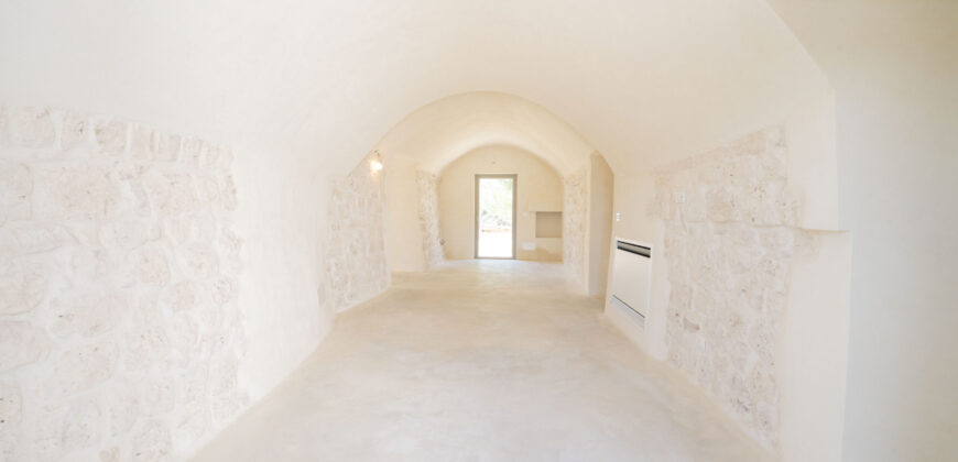 Trulli con piscina in vendita nella Valle d’Itria – Ceglie Messapica