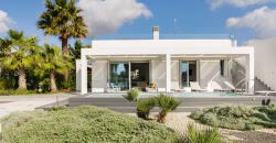 Elegante Villa con Piscina a pochi passi dal mare di Porto Cesareo