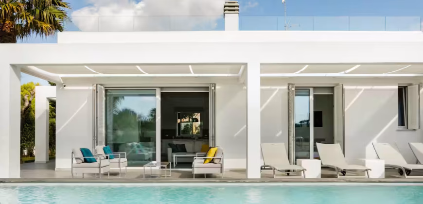 Elegante Villa con Piscina a pochi passi dal mare di Porto Cesareo