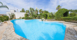 Villa con piscina immersa in un parco botanico a pochi km da Lecce