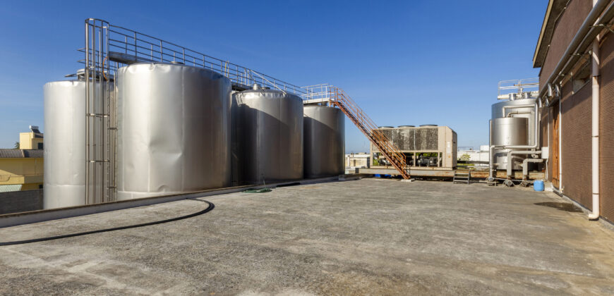 Storica Cantina Vinicola a Guagnano – Opportunità Wine Resort o Sviluppo Immobiliare