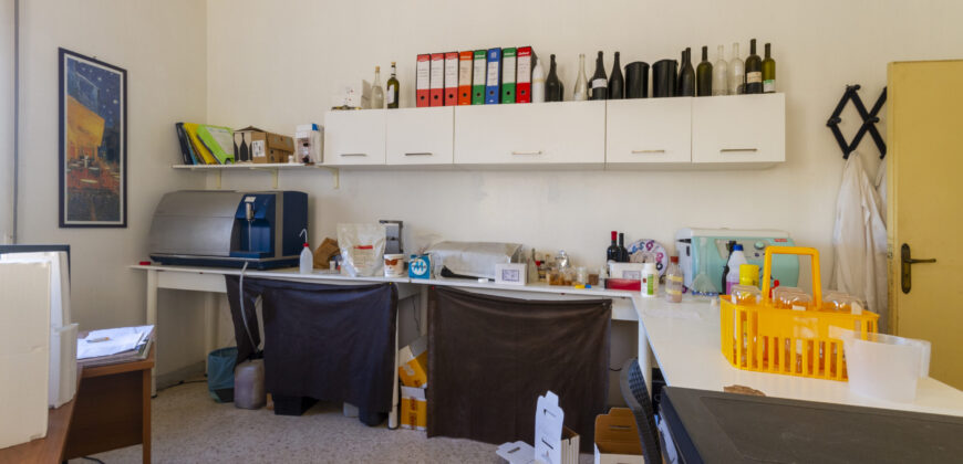 Storica Cantina Vinicola a Guagnano – Opportunità Wine Resort o Sviluppo Immobiliare